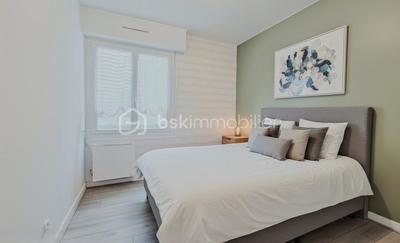 Appartement - 79 m² - 5 pièces