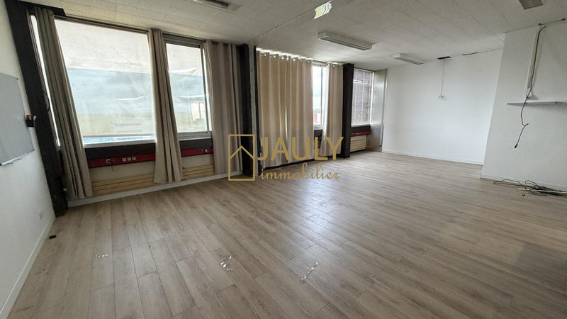 Bureau - 510 m² - 14 pièces