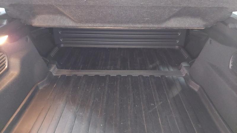 Peugeot 208 affaire Puretech 82 s&amp;S Premium Pack