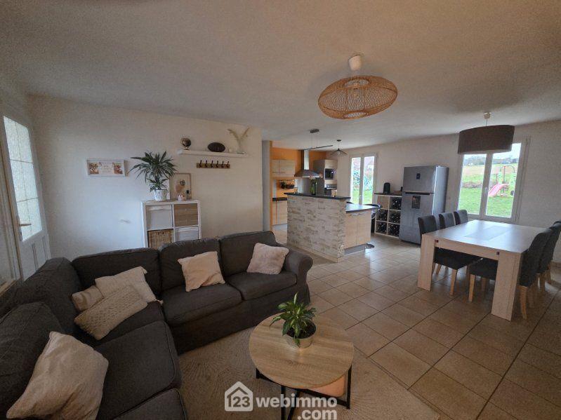 Maison - 102 m² - 5 pièces