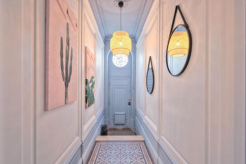 Maison - 251 m² - 12 pièces