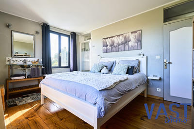 Maison - 194 m² - 5 pièces