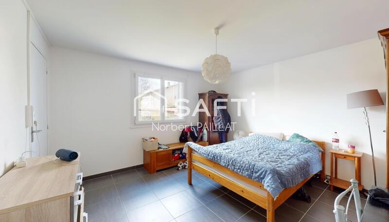 Maison - 145 m² - 8 pièces