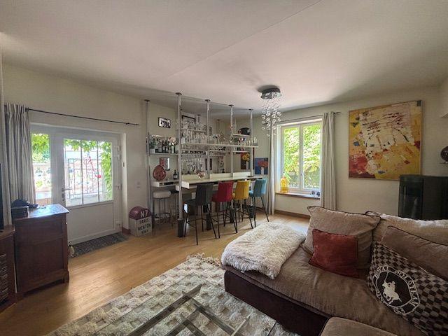 Villa - 222 m² - 7 pièces