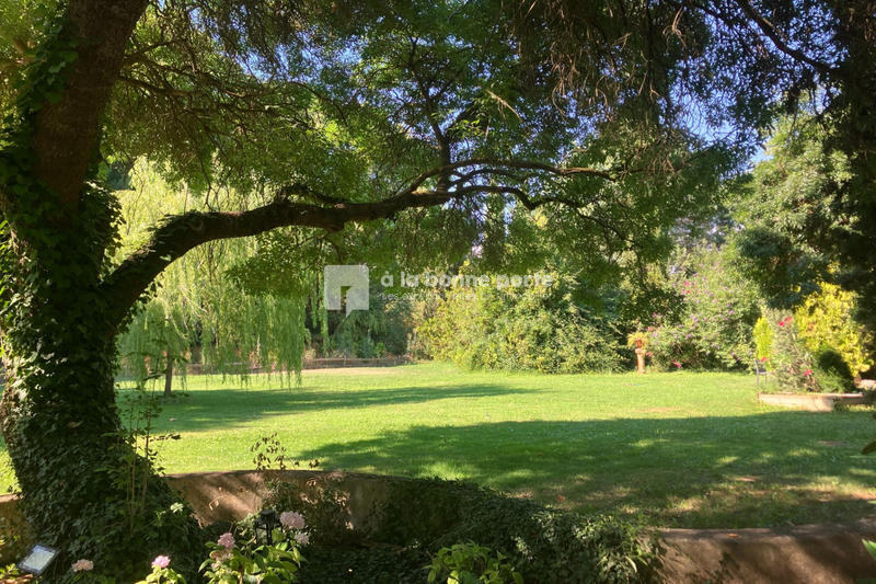 Bastide - 400 m² - 10 pièces