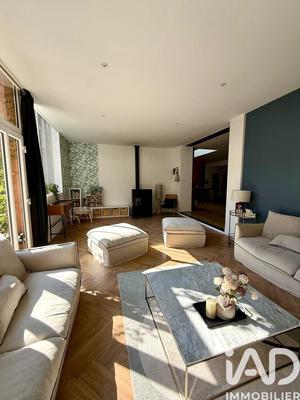 Loft - 156 m² - 5 pièces