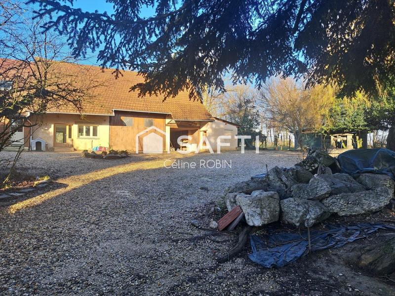 Maison - 120 m² - 2 pièces