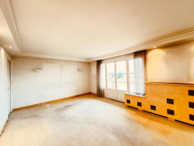 Appartement - 125 m² - 5 pièces