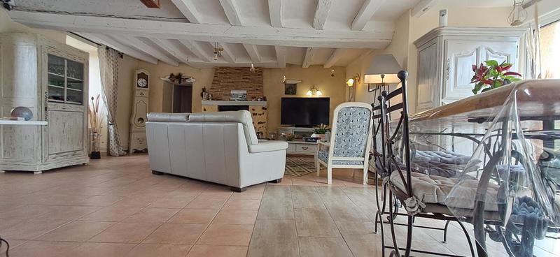 Maison - 162 m² - 6 pièces