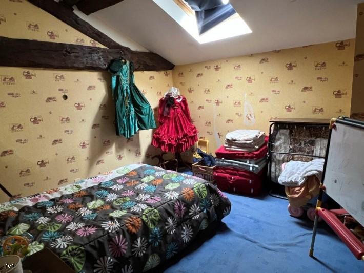 Maison ancienne - 180 m² - 7 pièces