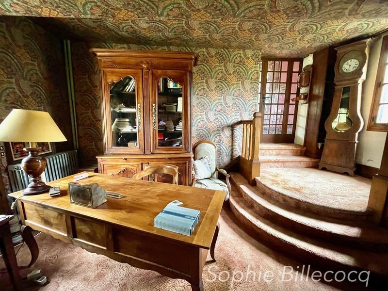 Propriété - 284 m² - 10 pièces