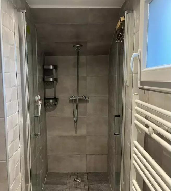 Studio - 25 m² - 1 pièce