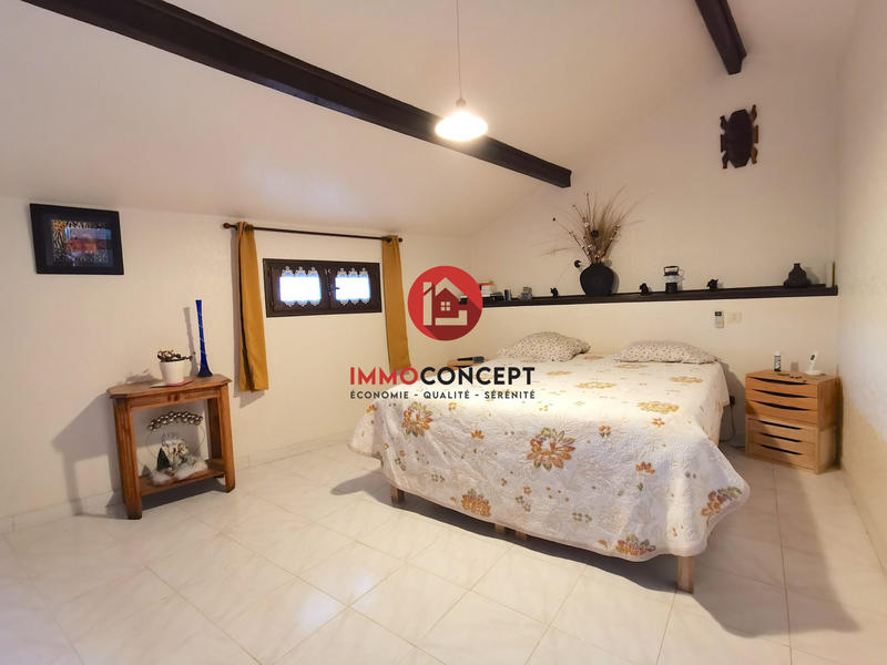 Maison traditionnelle - 110 m² - 5 pièces