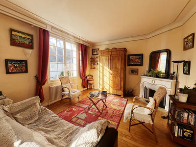 Maison - 208 m² - 7 pièces