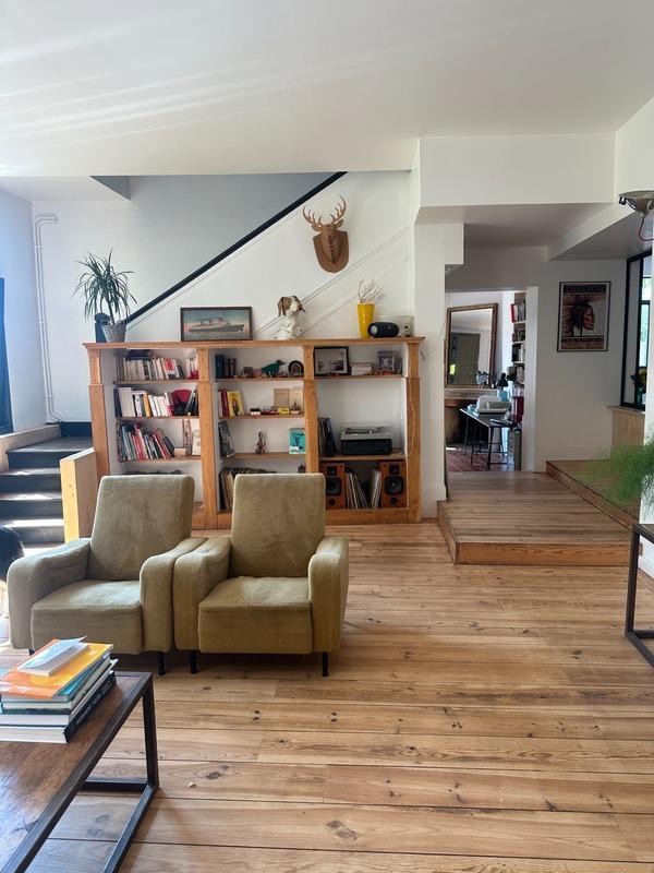 Maison - 312 m² - 14 pièces