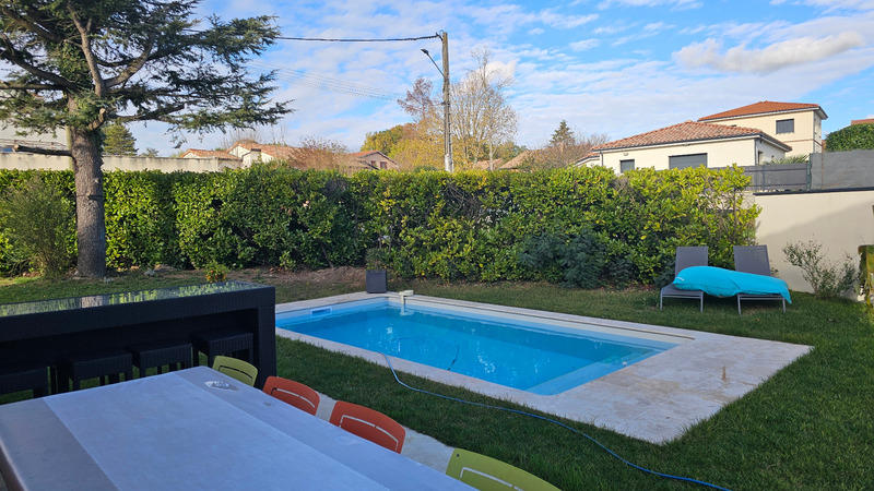 Maison - 220 m² - 7 pièces