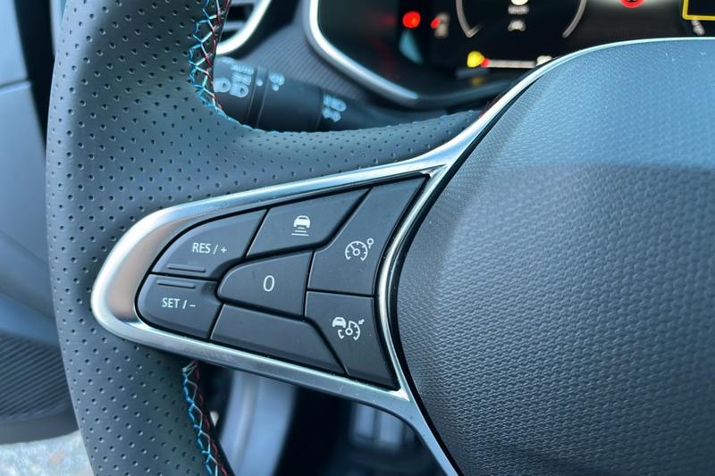 Renault Clio V E-Tech 145 Esprit Alpin