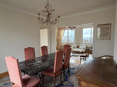 Appartement - 92 m² - 4 pièces