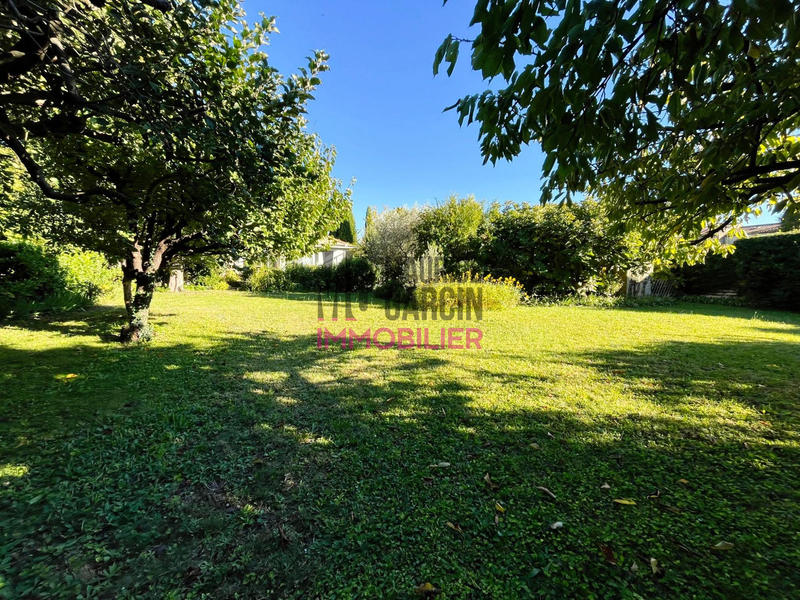 Maison - 224 m² - 9 pièces