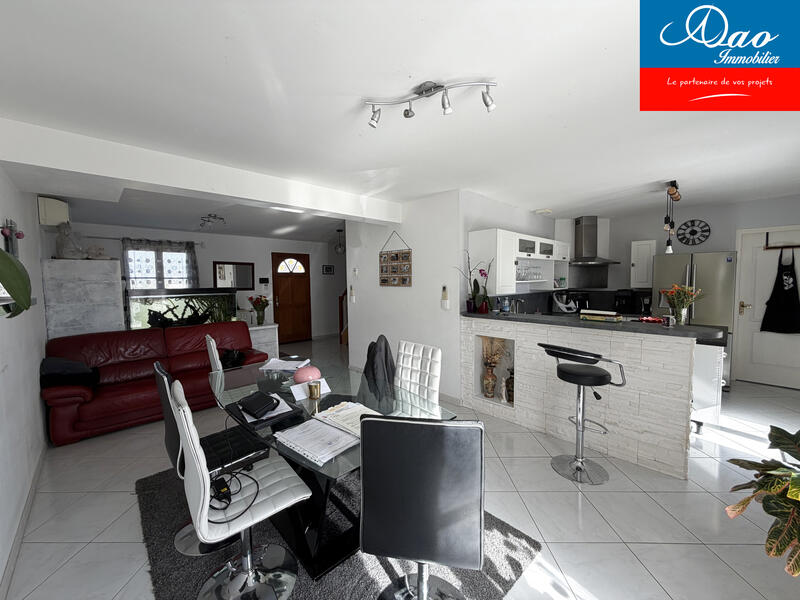 Maison - 135 m² - 7 pièces