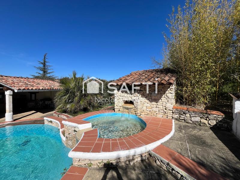 Maison - 165 m² - 6 pièces