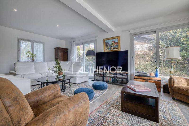 Villa - 104 m² - 4 pièces