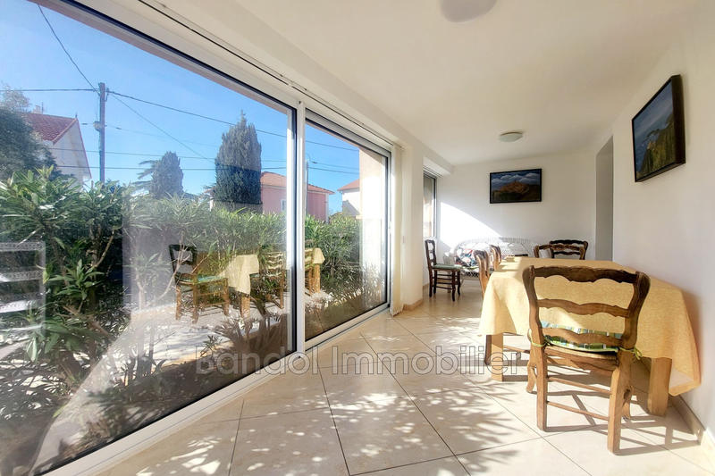 Appartement - 87 m² - 5 pièces