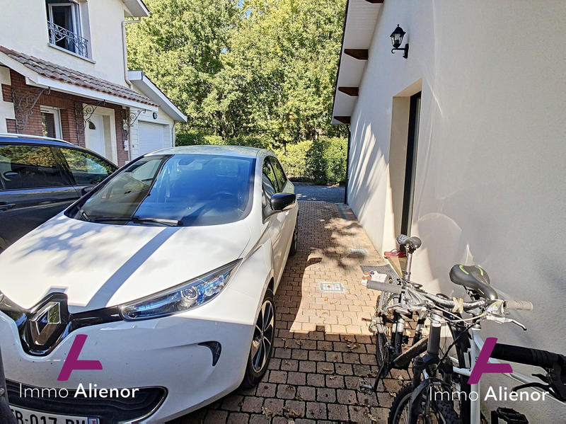 Maison contemporaine - 100 m² - 5 pièces