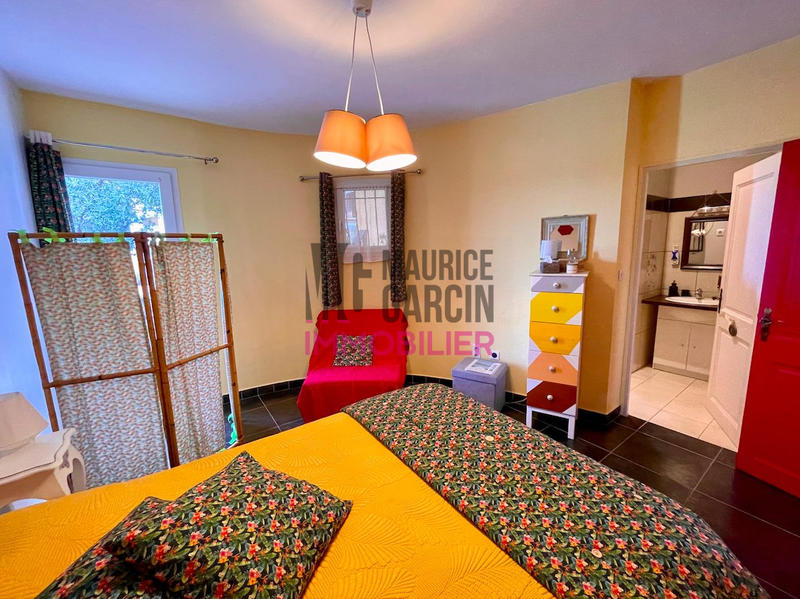 Maison contemporaine - 186 m² - 8 pièces