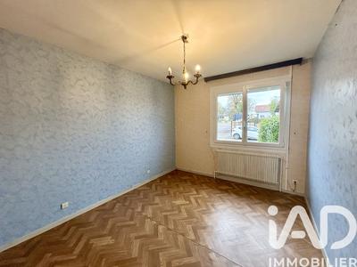 Maison - 107 m² - 5 pièces