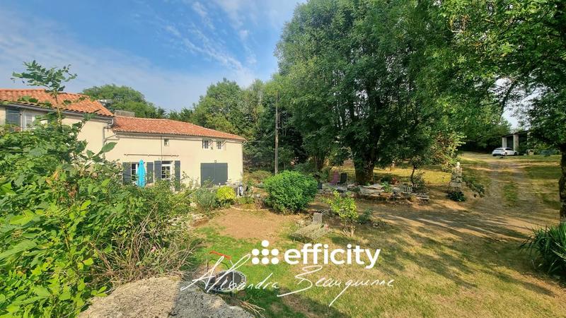 Maison - 207 m² - 5 pièces