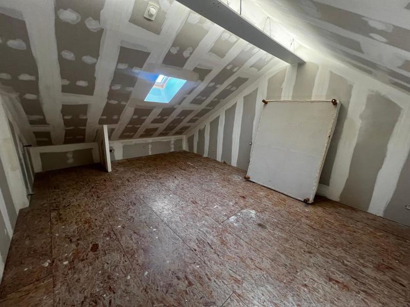 Maison - 150 m² - 4 pièces