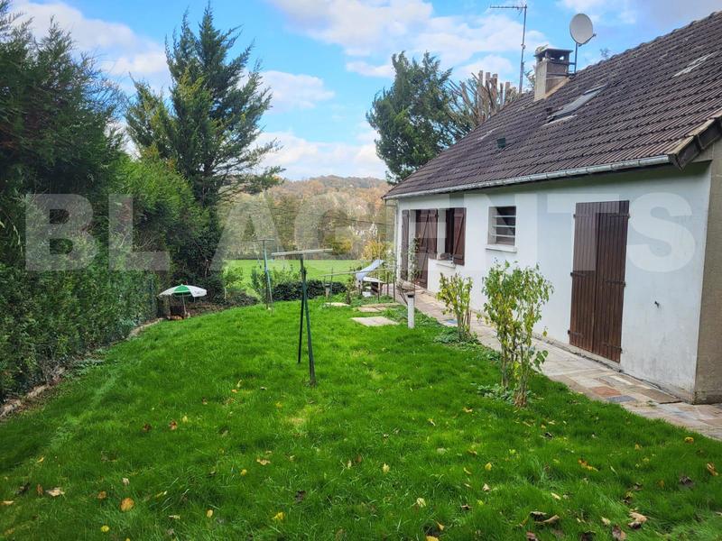 Maison traditionnelle - 90 m² - 4 pièces