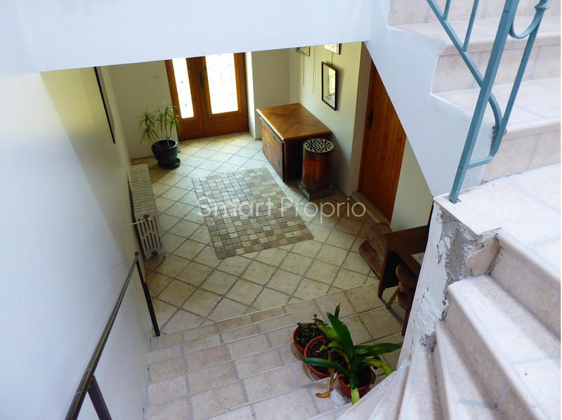 Propriété - 330 m² - 15 pièces