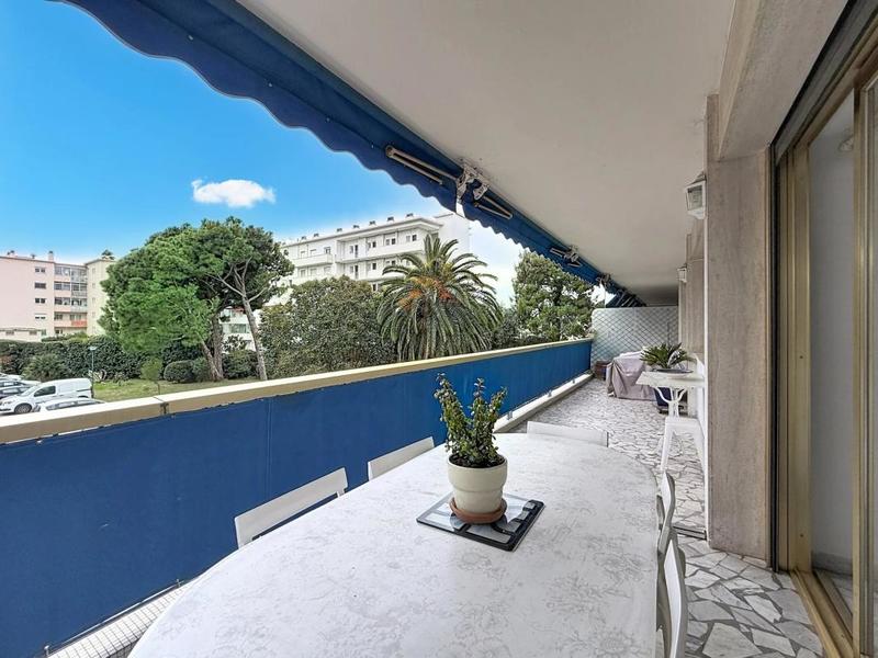 Appartement - 94 m² - 4 pièces