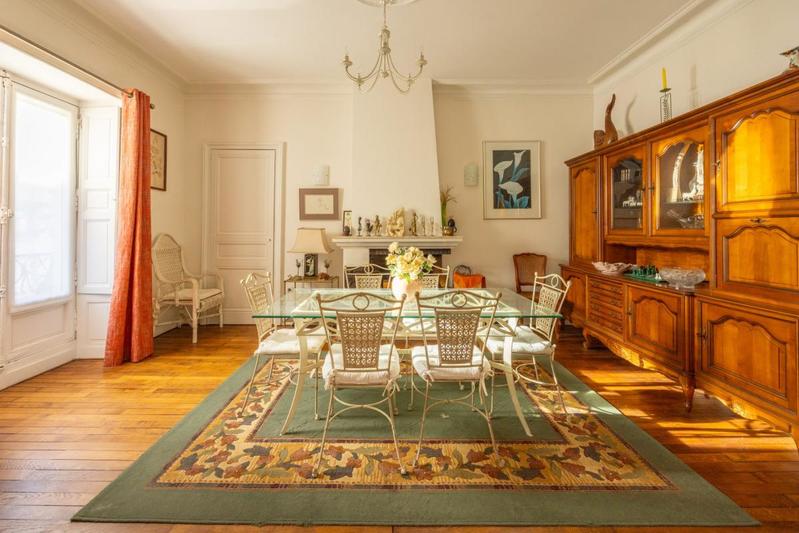 Appartement - 170 m² - 5 pièces