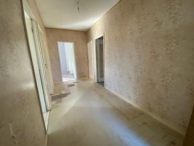 Maison - 102 m² - 4 pièces