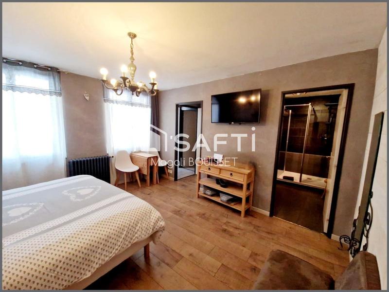 Local commercial - 363 m² - 9 pièces