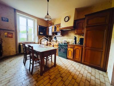 Maison - 159 m² - 7 pièces