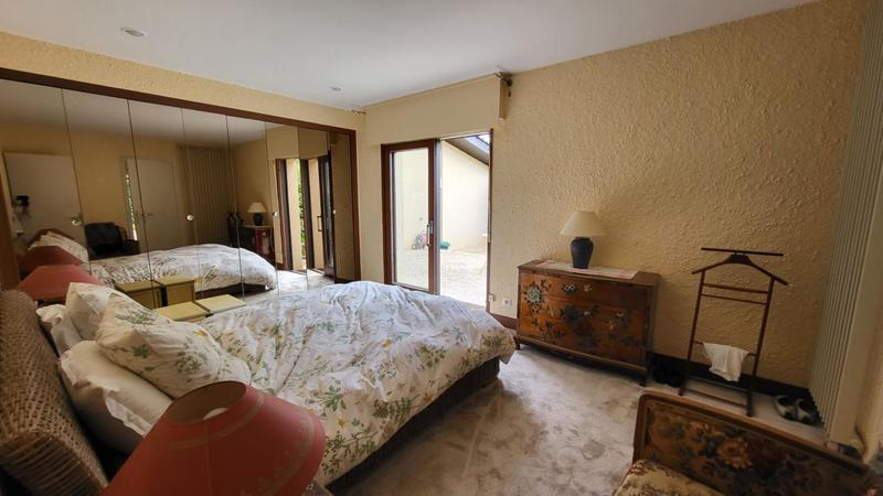 Maison - 290 m² - 10 pièces