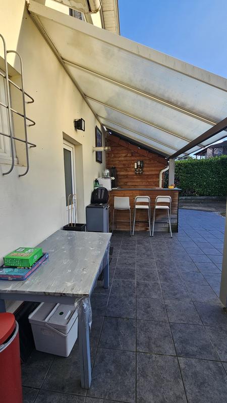 Maison - 98 m² - 5 pièces