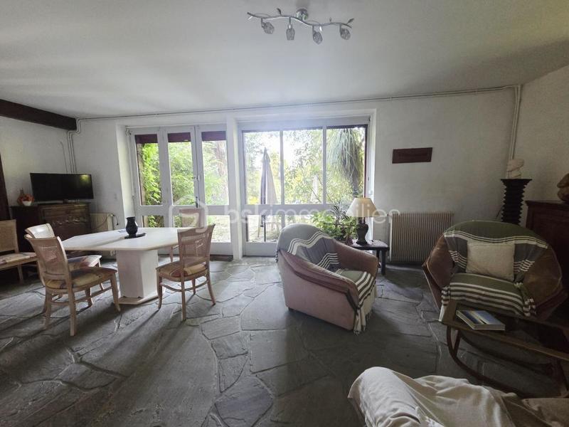 Propriété - 500 m² - 21 pièces