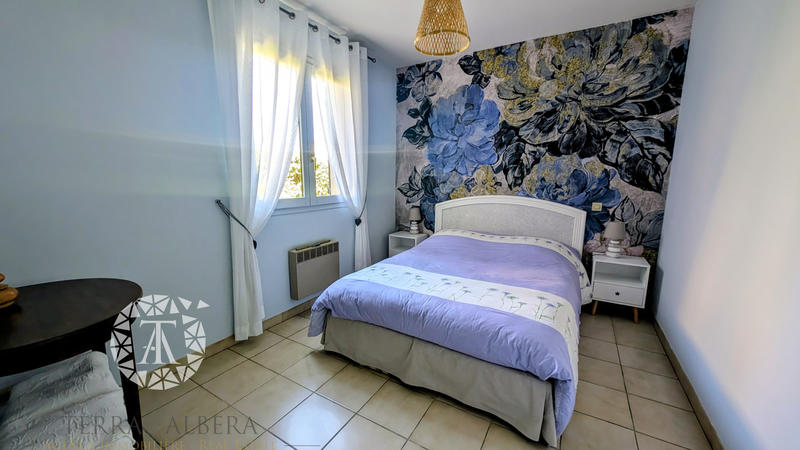 Villa - 90 m² - 4 pièces