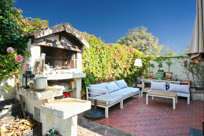 Maison - 104 m² - 4 pièces