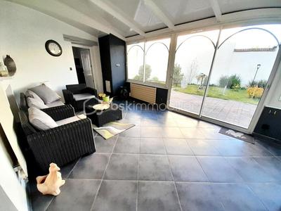 Maison - 270 m² - 12 pièces