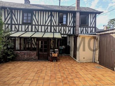 Maison - 101 m² - 5 pièces