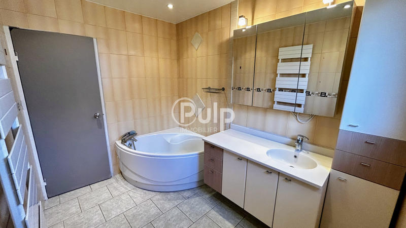 Pavillon - 148 m² - 4 pièces