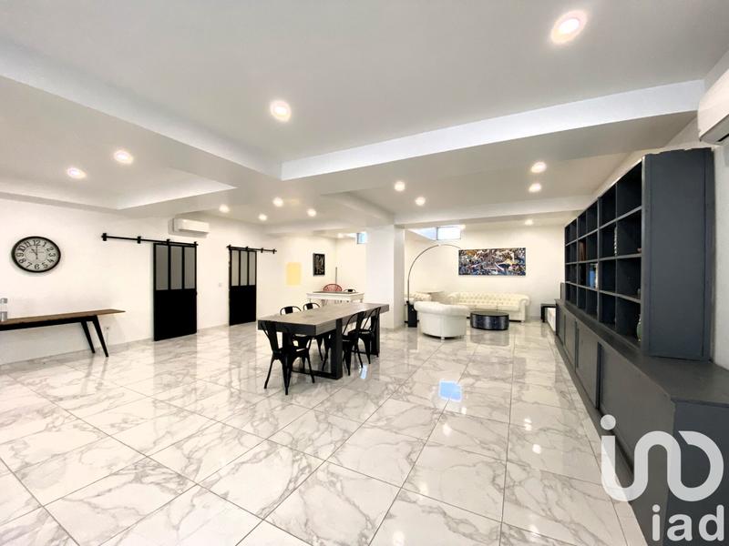 Loft - 134 m² - 2 pièces