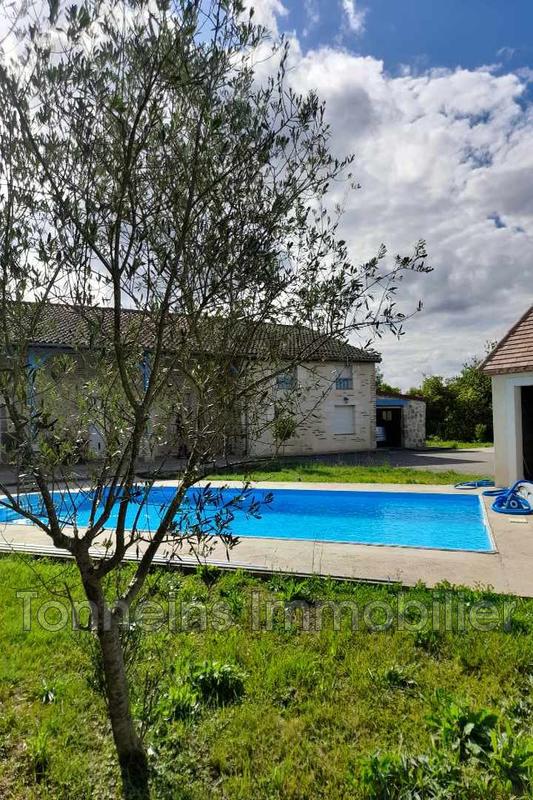 Propriété - 180 m² - 5 pièces