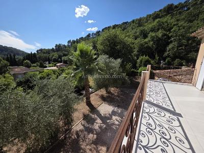 Maison - 136 m² - 5 pièces